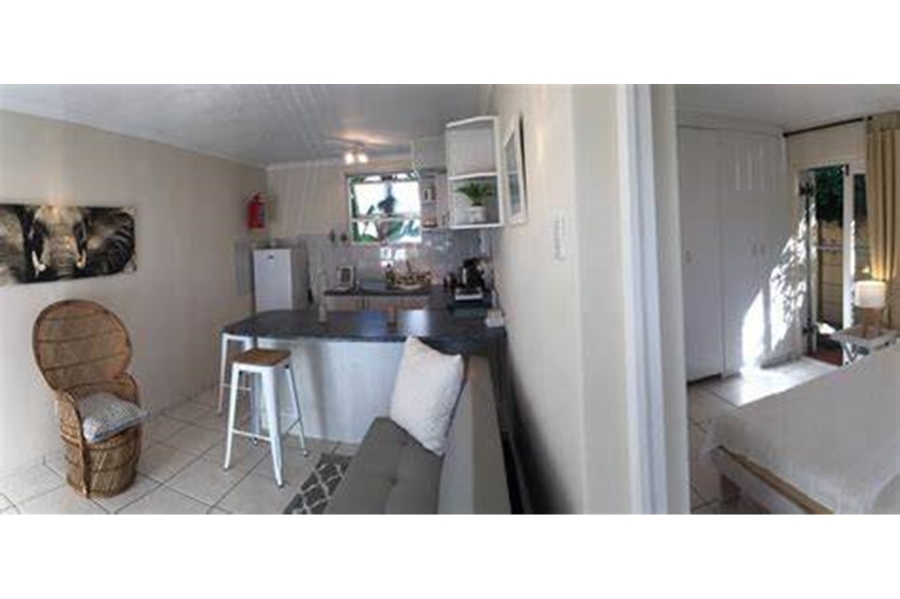 1 Bedroom Property for Sale in Table View Western Cape